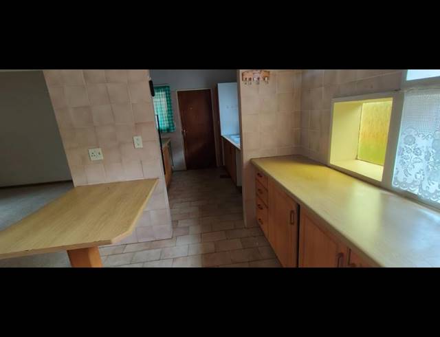 3 BEDROOM TOWNHOUSE FOR SALE IN CLARINA